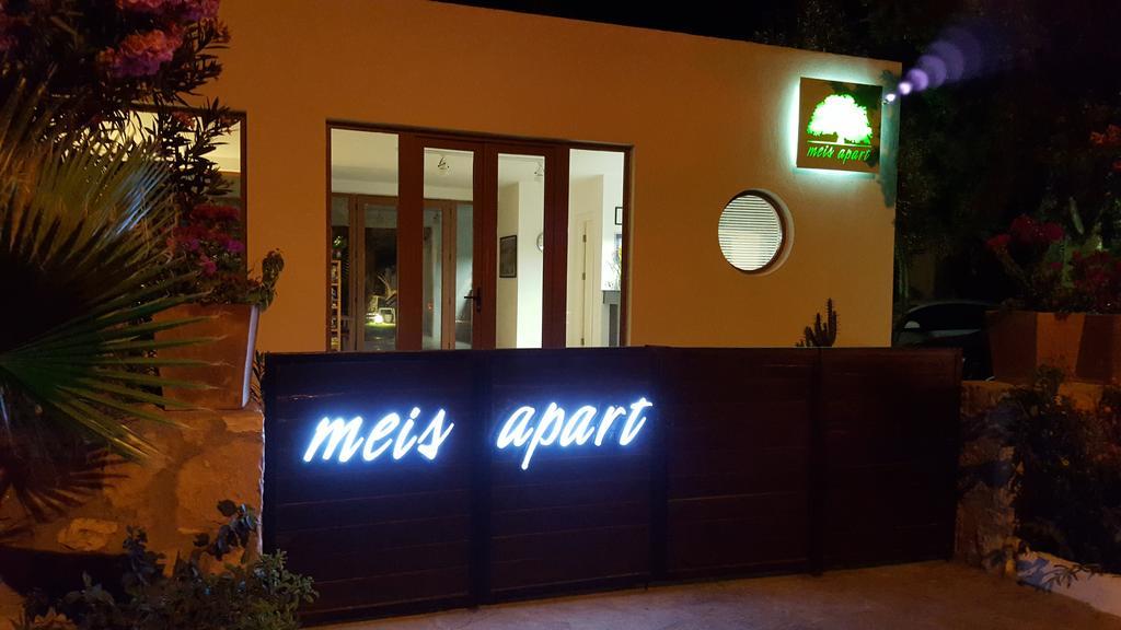 Meis Hotel Бітез Екстер'єр фото